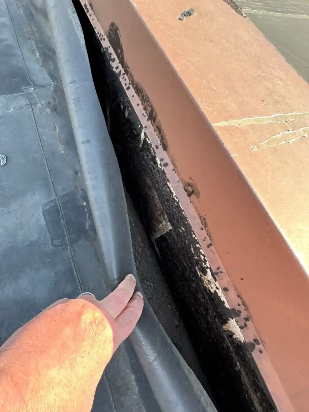 Manufacturer-certified roof installation in Martinsville
